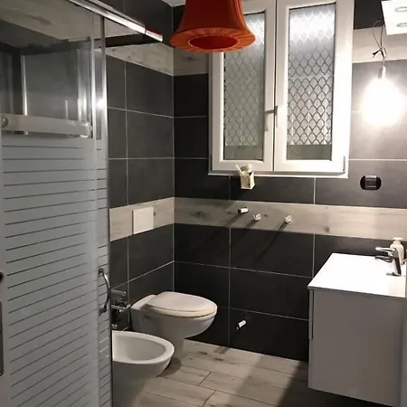 Casa Sakurai * Сан-Феделе-Интельви