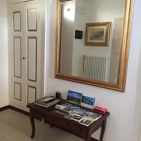Alojamento de Acomodação e Pequeno-almoço Casa Sakurai